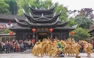遇见芙蓉镇，遇见神秘湘西